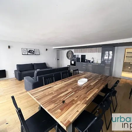 Urban Flat 89 - Beautiful 3bdr In Lejlighed